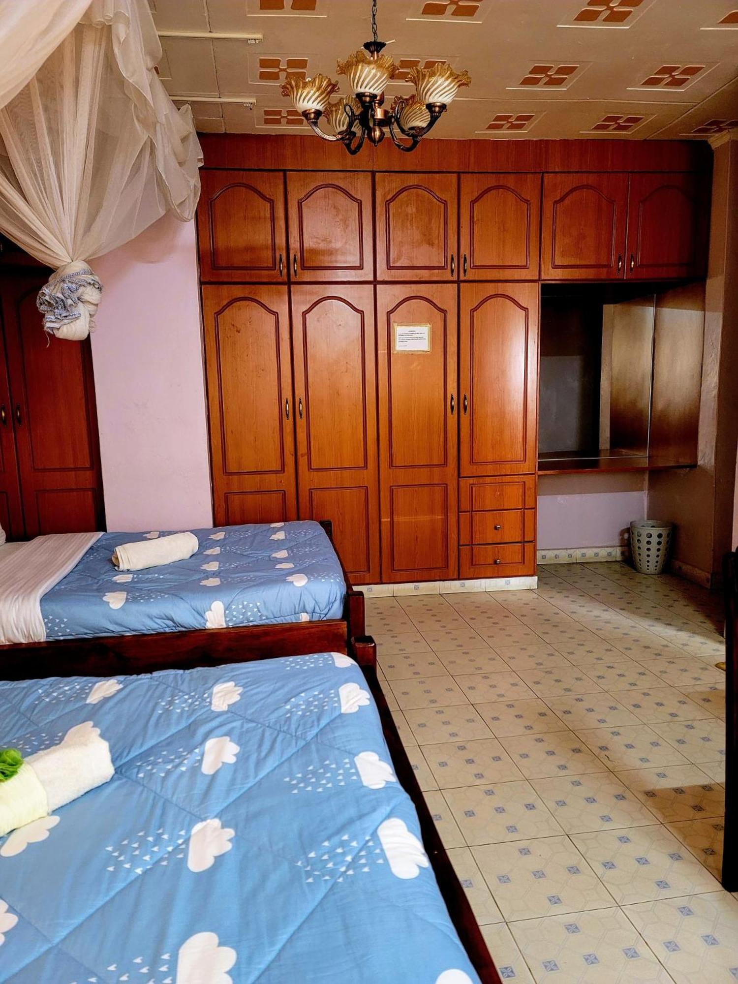 Apex Resort Nakuru Exteriör bild